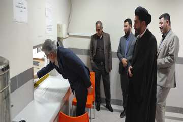 بازدید رئیس دانشگاه و مدیر حراست دانشگاه علوم پزشکی گیلان از بیمارستان کوثر آستانه‌اشرفیه و عیادت از والدین دو شهید