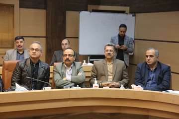 نشست مشترک مسئولان نظام سلامت با بازرس کل استان در سالن اجلاس حوزه ریاست