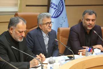 نشست مشترک مسئولان نظام سلامت با بازرس کل استان در سالن اجلاس حوزه ریاست