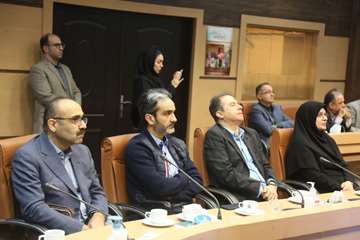 نشست مشترک مسئولان نظام سلامت با بازرس کل استان در سالن اجلاس حوزه ریاست